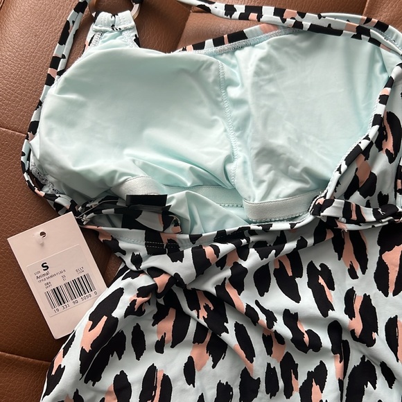 NWT PASTEL CHEETAH PRINT SWIMSUIT! - Picture 3 of 6